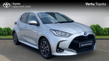 Toyota Yaris 1.5 Hybrid Design 5dr CVT Hybrid Hatchback